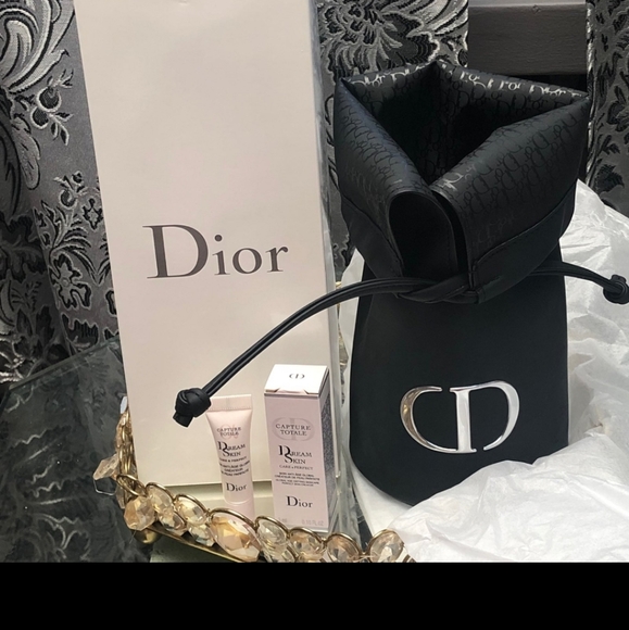 Dior - Picture 4 of 4